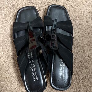 Donald pilner sandals 7.5